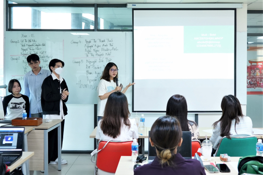 SINH VIÊN MARKETING ĐỒNG HÀNH CÙNG DOANH NGHIỆP XÃ HỘI TẠI WORKSHOP 'SOCIAL IMPACT BRANDING'