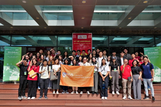 GIAO LƯU VĂN HÓA CÙNG SINH VIÊN ĐẠI HỌC QUỐC GIA SINGAPORE