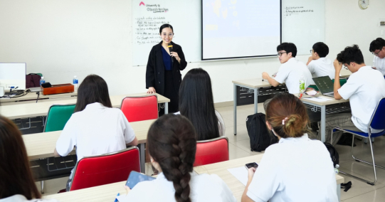 HỌC SINH THPT SEDBERGH VIỆT NAM THAM GIA TUẦN HỌC KỸ NĂNG TẠI GLOUCESTERSHIRE VIETNAM