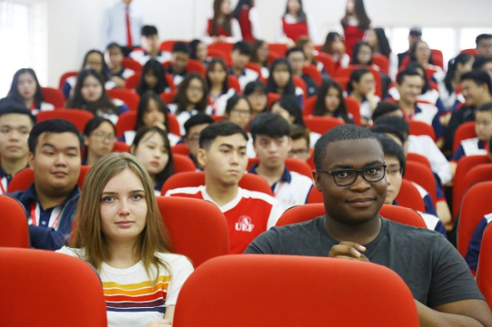 NHIỀU SINH VIÊN NGOẠI QUỐC CHỌN UEF ĐỂ TRẢI NGHIỆM HỌC KỲ QUỐC TẾ