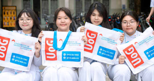 GLOUCESTERSHIRE VIETNAM: LINH HOẠT CÁC PHƯƠNG THỨC XÉT TUYỂN CHƯƠNG TRÌNH CỬ NHÂN ANH QUỐC