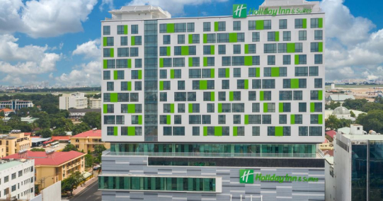 SINH VIÊN CHƯƠNG TRÌNH LIÊN KẾT ĐH GLOUCESTERSHIRE HỌC THỰC THỰC TẾ Ở HOLIDAY INN & SUITES SAIGON AIRPORT