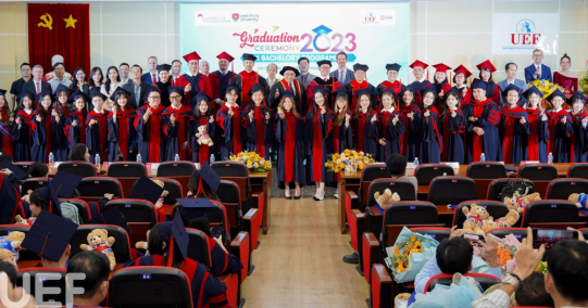 GLOUCESTERSGHIRE VIETNAM ĐÀO TẠO CỬ NHÂN ANH QUỐC THEO XU HƯỚNG 4.0