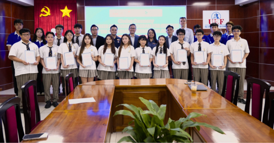 HỌC SINH SEDBERGH VIỆT NAM KHÉP LẠI TUẦN THỰC TẬP HƯỚNG NGHIỆP TẠI GLOUCESTERSHIRE VIETNAM